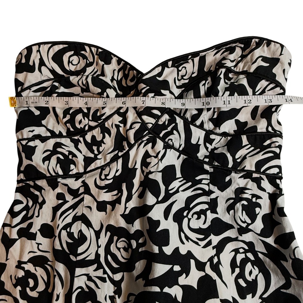 Romy Black White Floral Rose Strapless Sweetheart Smocked Mini Dress Womens M - Picture 4 of 6